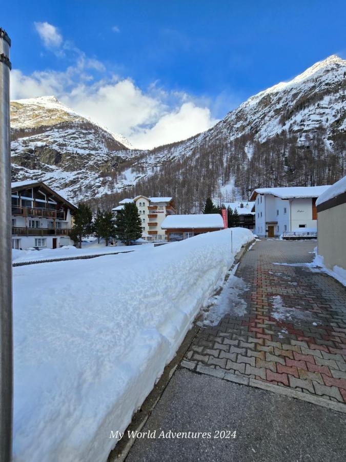 Wellness- Und Schneesporthotel Christiania Saas-Almagell Ngoại thất bức ảnh