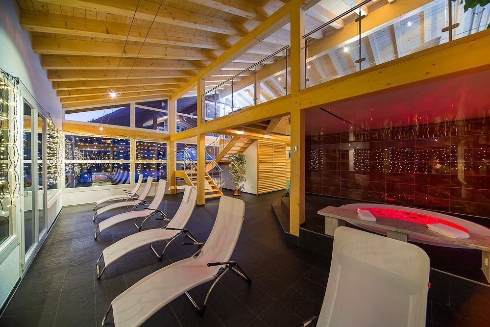 Wellness- Und Schneesporthotel Christiania Saas-Almagell Ngoại thất bức ảnh