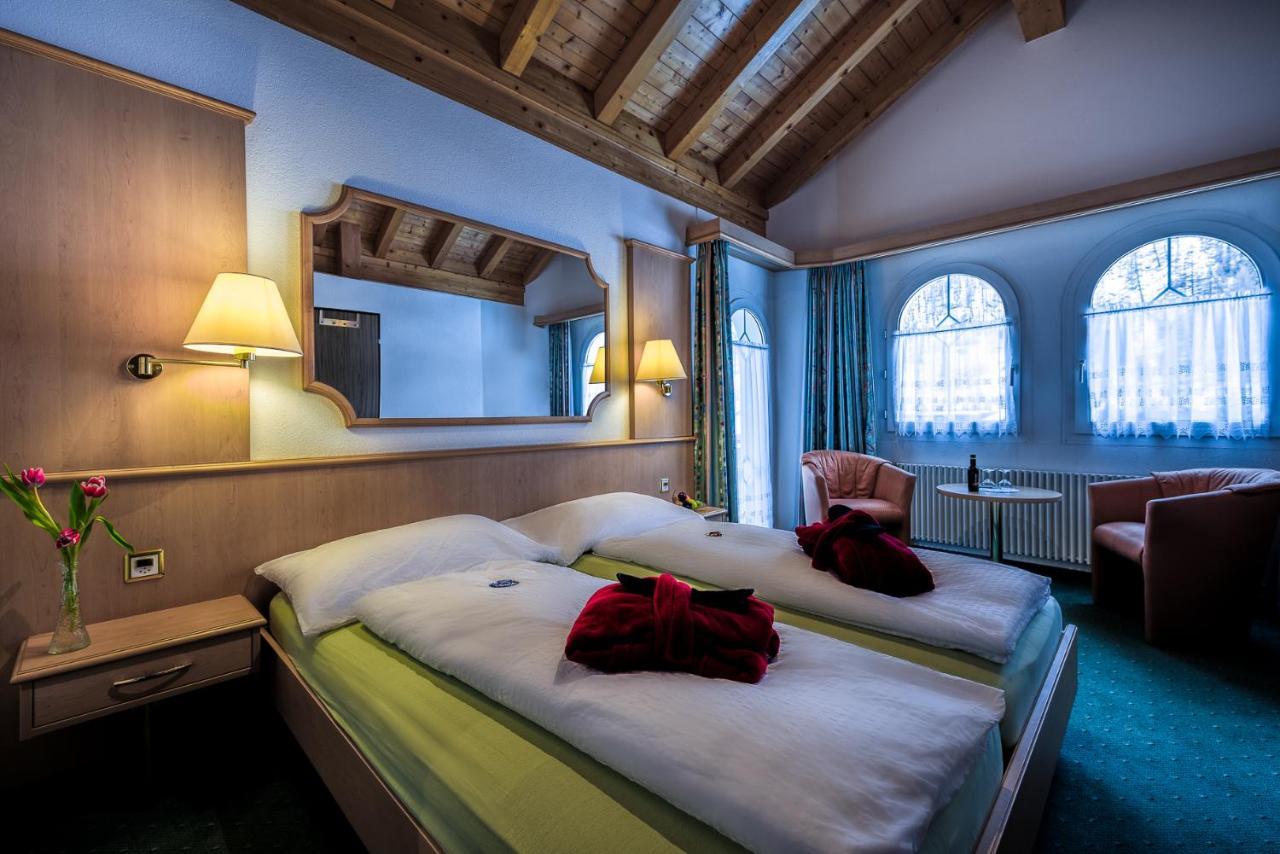 Wellness- Und Schneesporthotel Christiania Saas-Almagell Ngoại thất bức ảnh